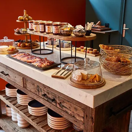 Hotell Monsieur Georges 4*