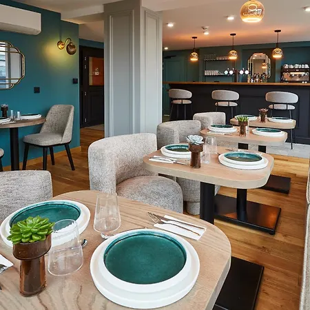 Hotell Monsieur Georges 4*