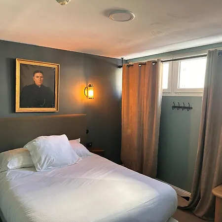 Hotell Monsieur Georges 4*