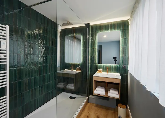 Szálloda Monsieur Georges 4*